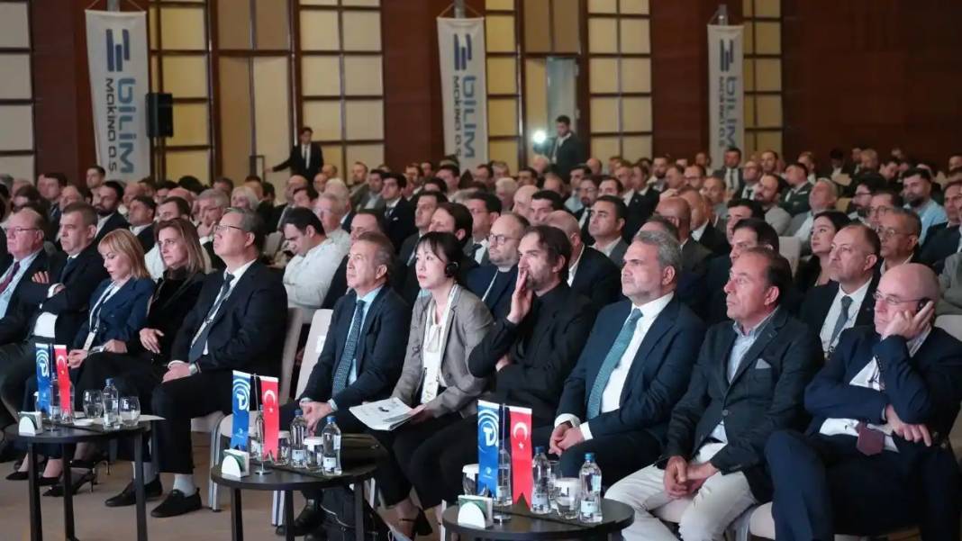 Antalya’daki Dev Buluşmada ‘Yeşil Çimento’ Dönemi 1